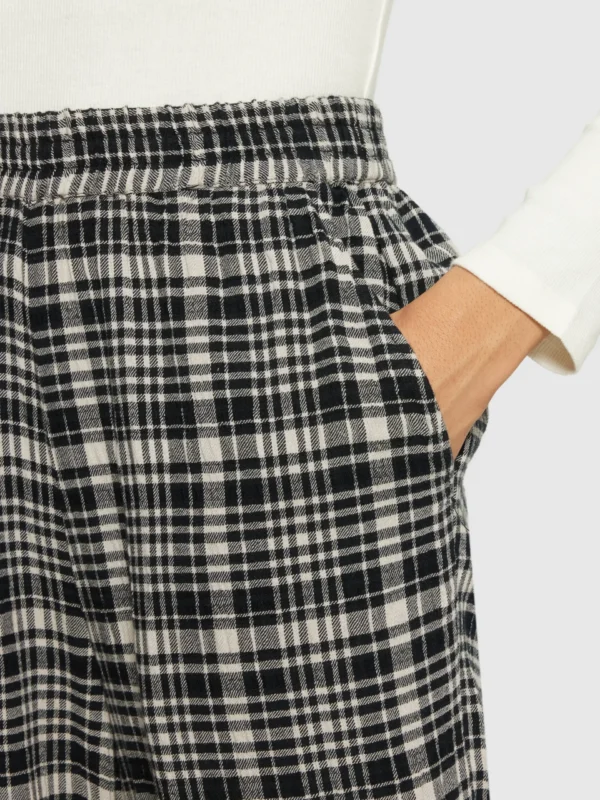 2070054-8021-1 KnowledgeCotton Apparel Posey Wide (Sort/Hvid) – Dame | Bukser