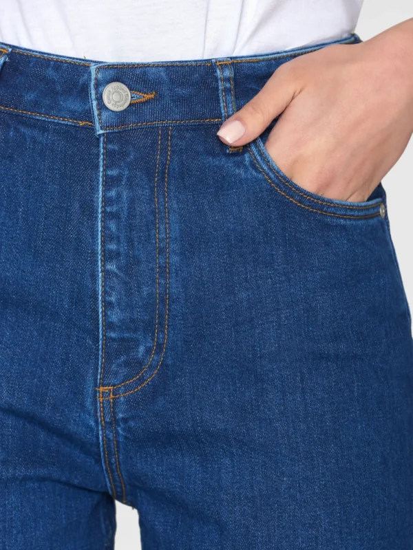 2170021-3043-1 KnowledgeCotton Apparel Gale Straight Mid Rise Blue 5 Pocket Jeans – Dame | Bukser