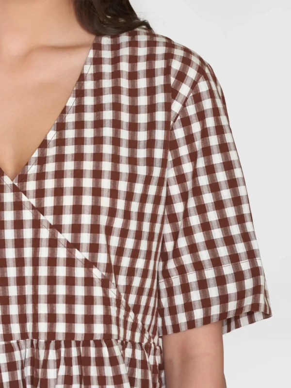 KnowledgeCotton Apparel Ternet Kortærmet Kjole (Brun/Hvid) – Dame | Kjole