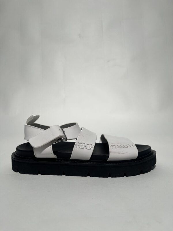 G.H. Bass Weejuns Sandal (Hvid/Sort) – Dame | Sko