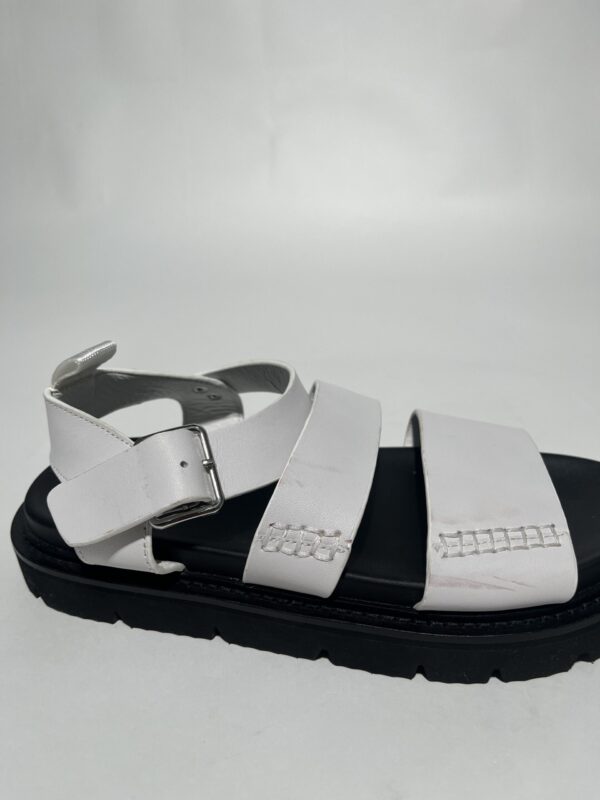 G.H. Bass Weejuns Sandal (Hvid/Sort) – Dame | Sko