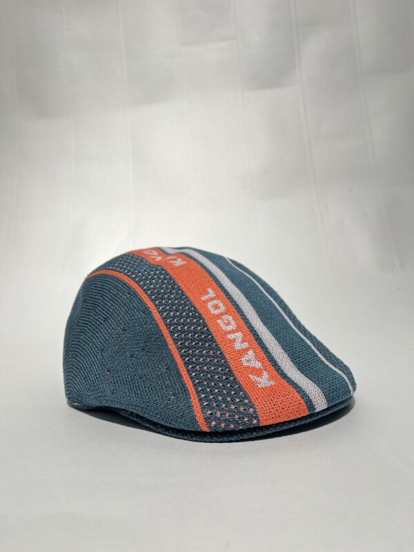 IMG_0463 Kangol Tropic Game Stripe 507 – Unisex | Grøn m. orange og hvide striper | Hat