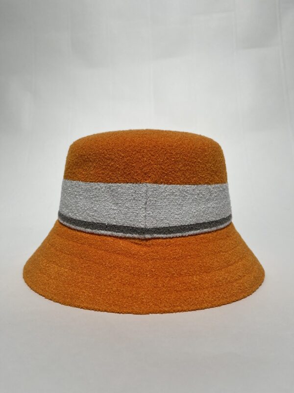 IMG_0562 Kangol Bermuda Stripe Bucket – Unisex | Orange og hvid | Hat