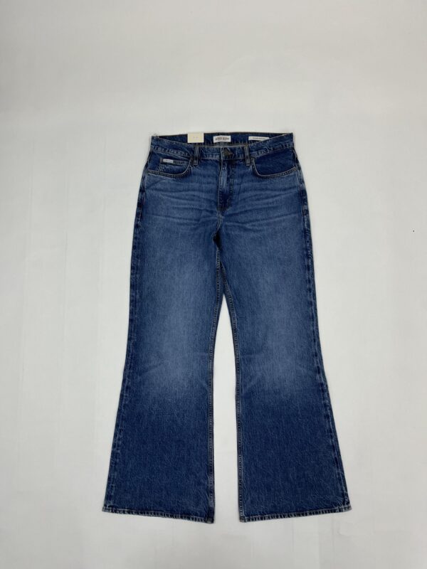 IMG_9892 Guess Jeans Blue Washed Jeans (Relaxed Bootcut) – Herre | Jeans