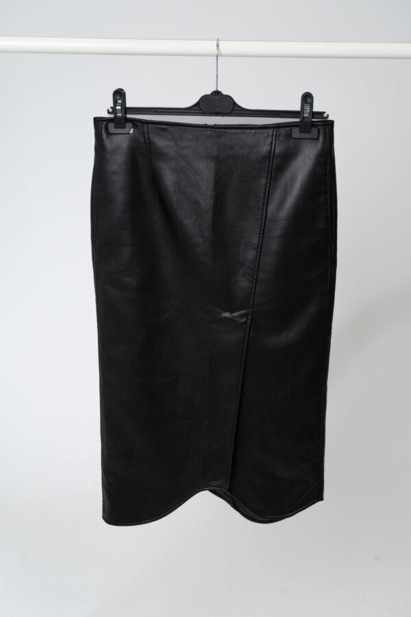 RECTO Faux Leather Signature Detail Low Rise Skirt - Dame